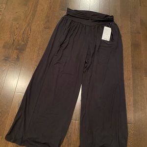 New with tags. Athleta Studio Wide Leg pant. Black
